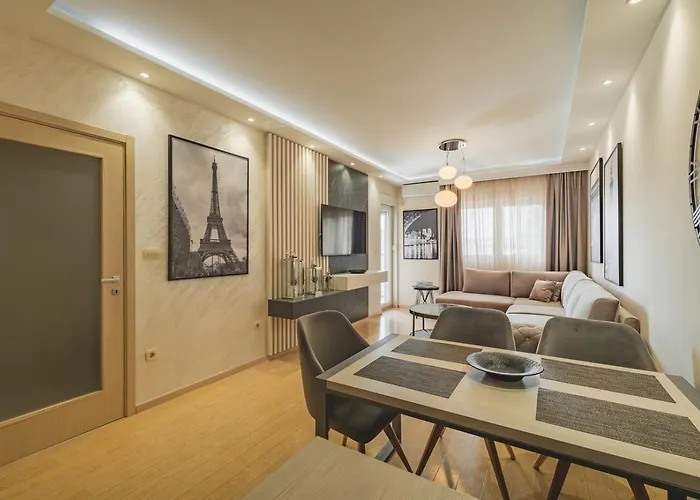 アパート Harmony ポドゴリツァ